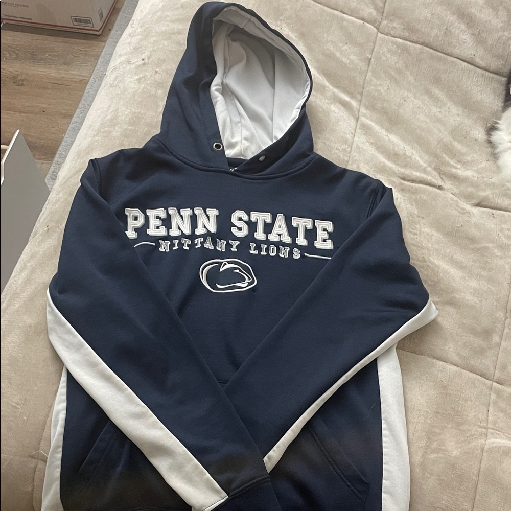 Colosseum Navy and White Penn State Hoodie